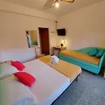 Senza Pensieri 3*
