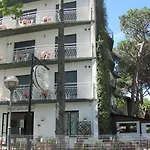 Senza Pensieri 3*