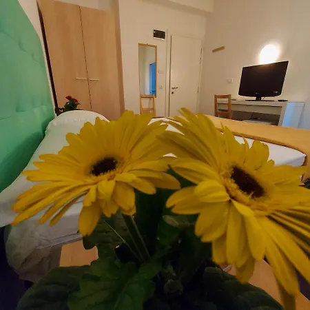 Senza Pensieri Риччоне