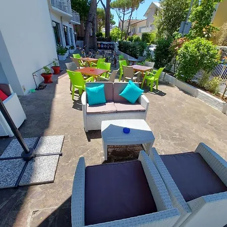 Senza Pensieri Hotell 3*