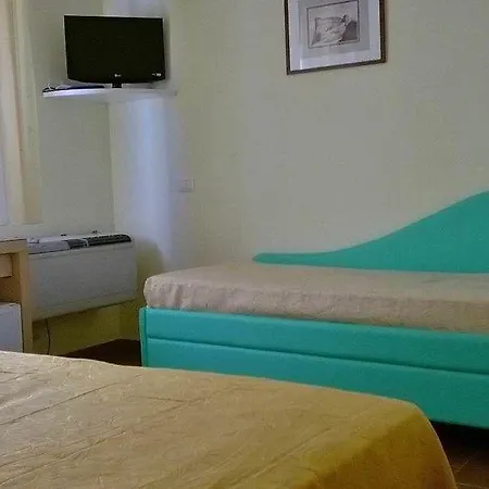 Senza Pensieri Отель